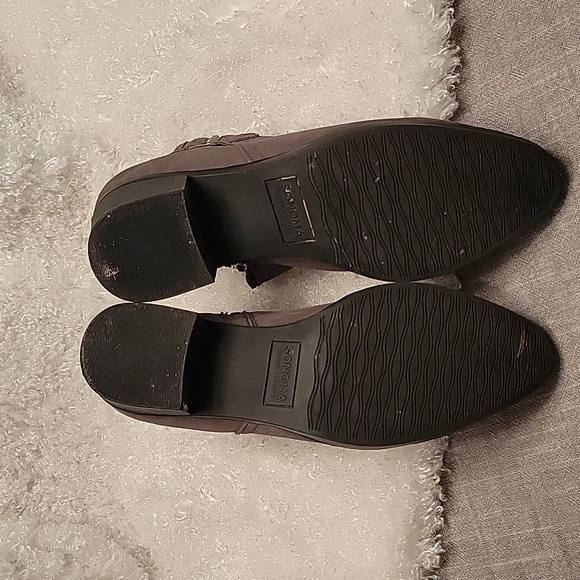 Sonoma Vitalize Dark Gray Suede Bootie - Picture 12 of 13